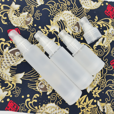 서리로 덥은 플라스틱 화장용 병은 피부 관리 포장을 위한 5ml 10ml 15ml 50ml 100ml를 놓았습니다