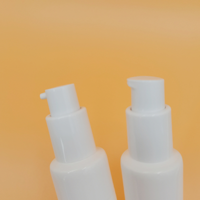 30MM 직경 PE 플라스틱 로션 관 수용량 30ml - 50ml PCR 50% 장벽 관