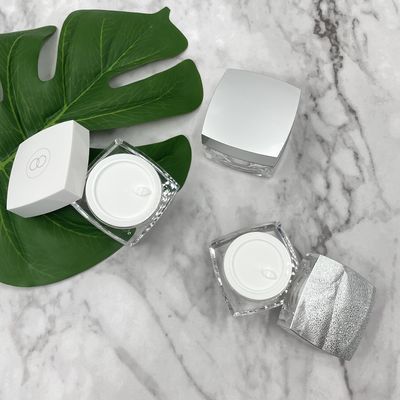 까만 플라스틱 화장용 단지 크림 15g 50g 똑바른 - 각 가장자리에 의하여 주문을 받아서 만들어지는 색깔