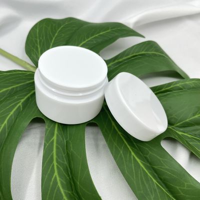 여행 고정되는 플라스틱 화장용 단지는 빈 얼굴에 바르는 크림 콘테이너 15g에 의하여 주문을 받아서 만들어지는 색깔을 금속을 입혔습니다