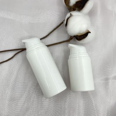 환경 친화적인 15ml PP 피부 관리 병을 포장하는 답답한 펌프에 스냅