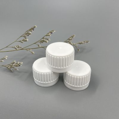 Tamper Evident PP 나사 캡 커버 흰색 28/410 늑골이 있는 표면
