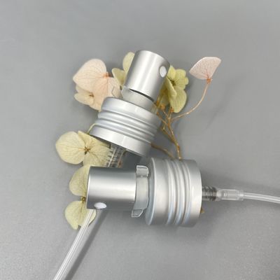 클립 자물쇠를 가진 매트은 향수 펌프 분무기 분배기 Alu 24/410 0.12ML 복용량